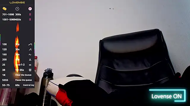 Snapshot of Ernesto-Rodriguez82 chatting on November 2025 05:58:02 PM Ernesto-Rodriguez82 online show from November 2025 05:58:02 PM