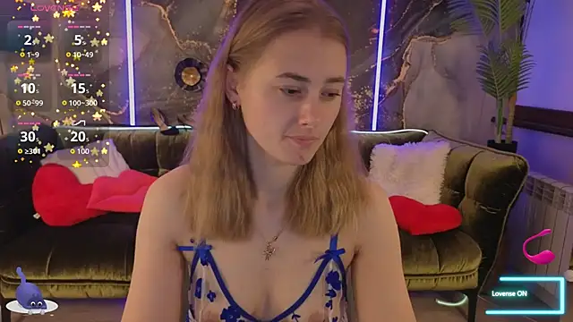 Snapshot of Sun_Kitty_ chatting on September 2025 06:45:02 AM Sun Kitty online show from September 2025 06:45:02 AM