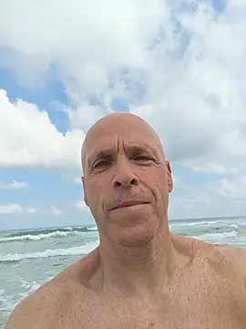 fergi1999 online show from July 2026 06:20:02 AM