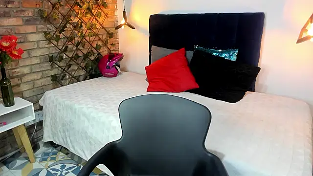 Lia Blake  online show from February 2026 11:54:01 AM