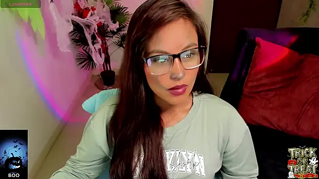 Cameroon-Diaz online show from October 2025 01:56:01 PM