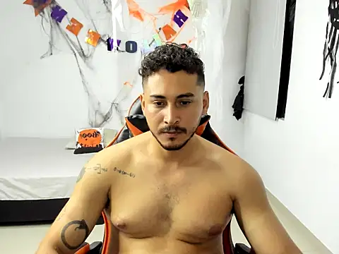 ashlan king online show from November 2025 02:33:01 AM