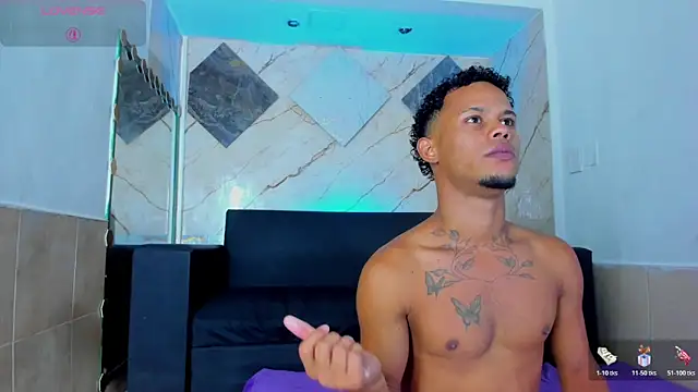 Snapshot of Rick_big chatting on April 2026 04:46:01 AM Rick big online show from April 2026 04:46:01 AM