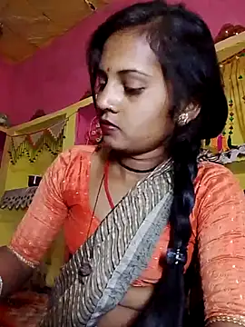 Snapshot of Hot_bbbb chatting on April 2026 06:12:02 PM Hot bbbb online show from April 2026 06:12:02 PM