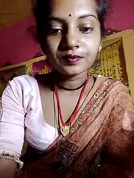 Snapshot of Hot_bbbb chatting on April 2026 09:59:02 PM Hot bbbb online show from April 2026 09:59:02 PM
