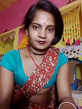 Snapshot of Hot_bbbb chatting on April 2026 06:23:01 PM Hot bbbb online show from April 2026 06:23:01 PM