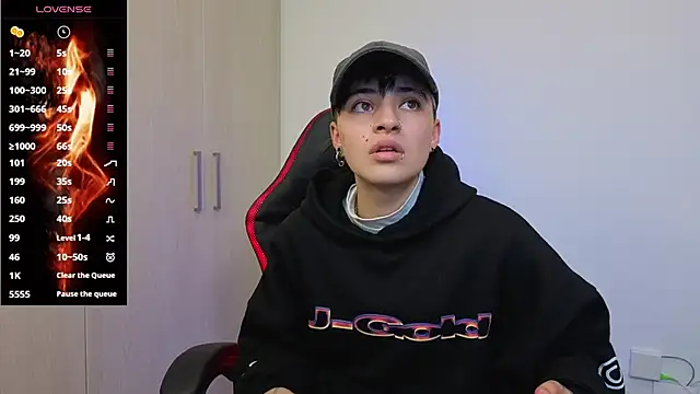 imlaiaaa online show from December 2025 12:59:02 AM