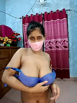 Snapshot of Cute_Faria chatting on October 2025 04:42:01 PM Cute Faria online show from October 2025 04:42:01 PM