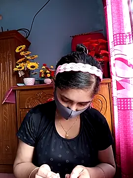 Snapshot of Cute_Faria chatting on November 2025 03:28:02 AM Cute Faria online show from November 2025 03:28:02 AM