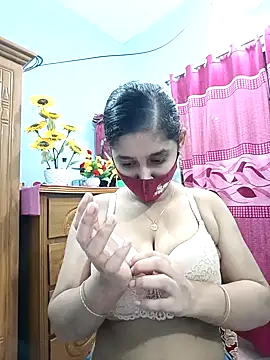 Snapshot of Cute_Faria chatting on November 2025 02:54:01 PM Cute Faria online show from November 2025 02:54:01 PM