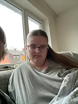 CurvyPaar2 online show from February 2026 03:40:02 PM