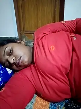 Snapshot of Hot_crety chatting on September 2025 12:14:01 AM Hot crety online show from September 2025 12:14:01 AM