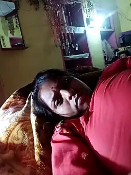 Hot crety online show from March 2026 07:07:01 PM