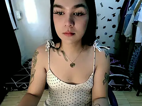 Snapshot of Moiraine_Sedai chatting on October 2025 11:38:01 PM Moiraine Sedai online show from October 2025 11:38:01 PM