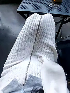 meomeocute online show from November 2025 03:21:02 AM