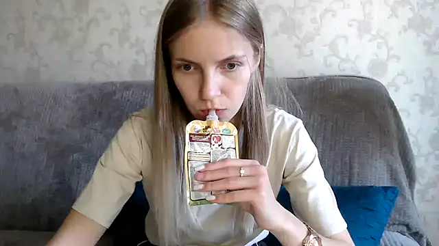 HitGyrl online show from October 2025 08:04:01 AM