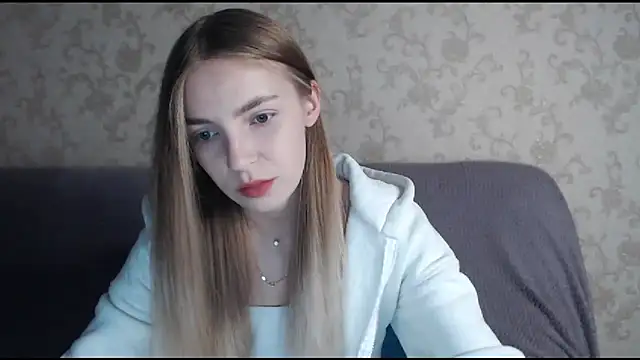 HitGyrl online show from November 2025 01:04:02 AM