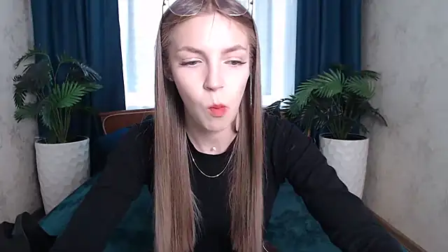 HitGyrl online show from May 2026 08:09:01 AM