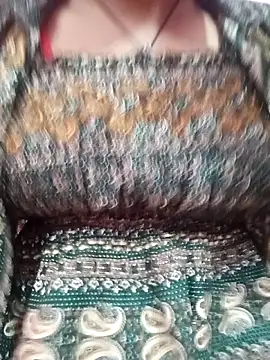 Snapshot of BILLO-RANI67 chatting on November 2025 04:23:02 AM BILLO-RANI67 online show from November 2025 04:23:02 AM