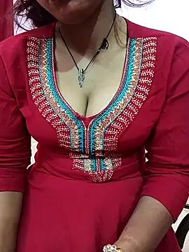 Snapshot of BILLO-RANI67 chatting on November 2025 05:45:02 AM BILLO-RANI67 online show from November 2025 05:45:02 AM