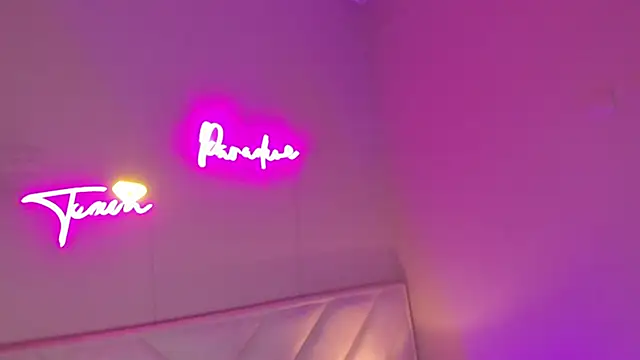 Snapshot of _wendy_x chatting on October 2025 11:33:02 AM wendy x online show from October 2025 11:33:02 AM