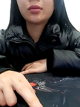 MinhChauXXX19 online show from January 2026 02:11:01 PM