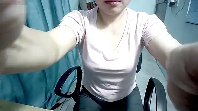 Snapshot of _Sara_768 chatting on December 2025 01:02:02 AM Sara 768 online show from December 2025 01:02:02 AM