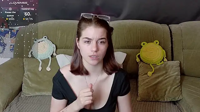 Snapshot of ElzaBlis chatting on March 2026 01:14:02 PM ElzaBlis online show from March 2026 01:14:02 PM