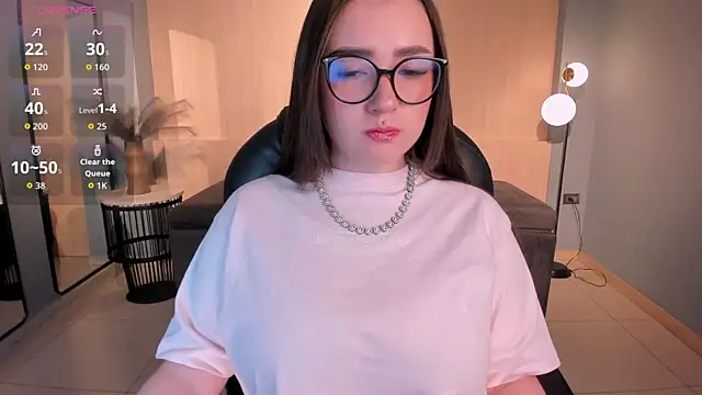 SarahRhodes  online show from October 2025 11:43:01 AM