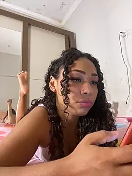 Snapshot of jhennyfer chatting on September 2025 05:07:01 AM jhennyfer online show from September 2025 05:07:01 AM