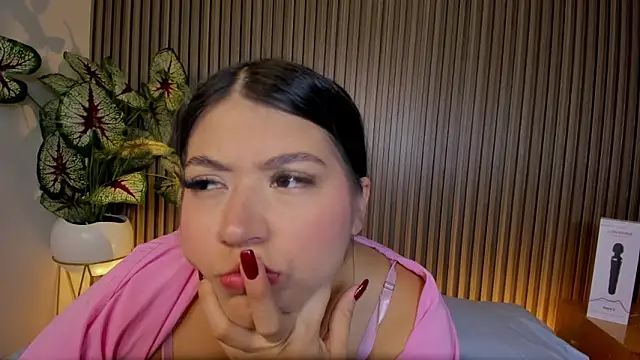 Snapshot of anagil_ chatting on December 2025 07:44:01 PM anagil online show from December 2025 07:44:01 PM