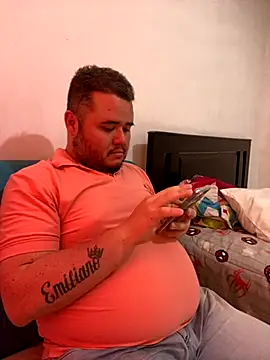 Snapshot of Chimbo-1996 chatting on September 2025 05:13:01 PM Chimbo-1996 online show from September 2025 05:13:01 PM