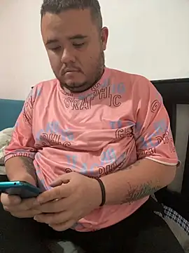 Snapshot of Chimbo-1996 chatting on September 2025 10:02:02 PM Chimbo-1996 online show from September 2025 10:02:02 PM