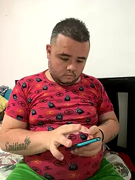 Snapshot of Chimbo-1996 chatting on October 2025 08:19:02 PM Chimbo-1996 online show from October 2025 08:19:02 PM