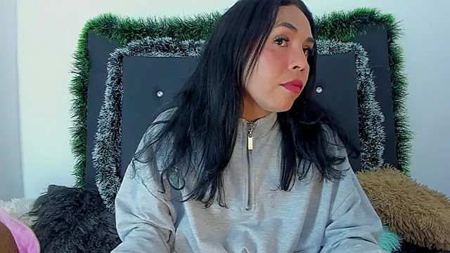 Adrianna Arias online show from December 2025 11:06:01 AM