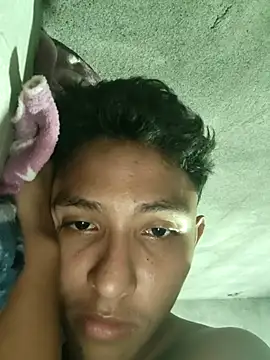 Snapshot of MattBroddy chatting on October 2025 06:19:02 PM MattBroddy online show from October 2025 06:19:02 PM