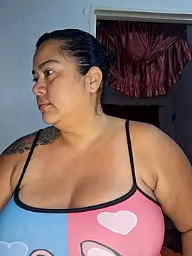 Snapshot of NARNYALABELLA chatting on November 2025 11:10:02 AM NARNYALABELLA online show from November 2025 11:10:02 AM