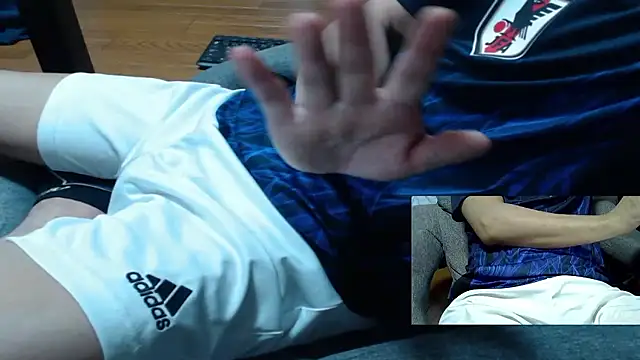 Yasu2000 online show from April 2026 12:41:01 AM