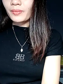 Hinna x online show from December 2025 12:47:02 PM