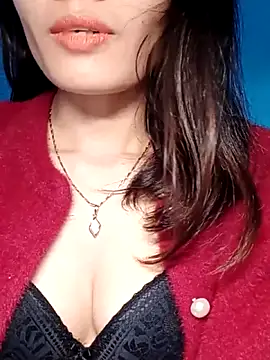 Snapshot of Hinna_x chatting on December 2025 02:08:02 AM Hinna x online show from December 2025 02:08:02 AM