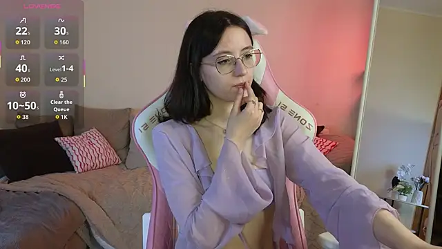 EsmaWonka online show from April 2026 07:07:01 AM