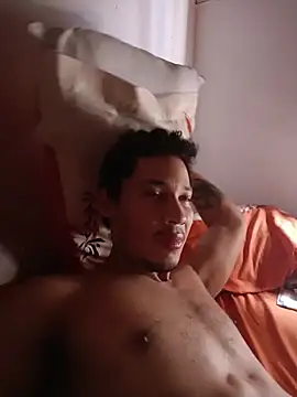 RuiMaddoox online show from November 2025 03:55:01 PM