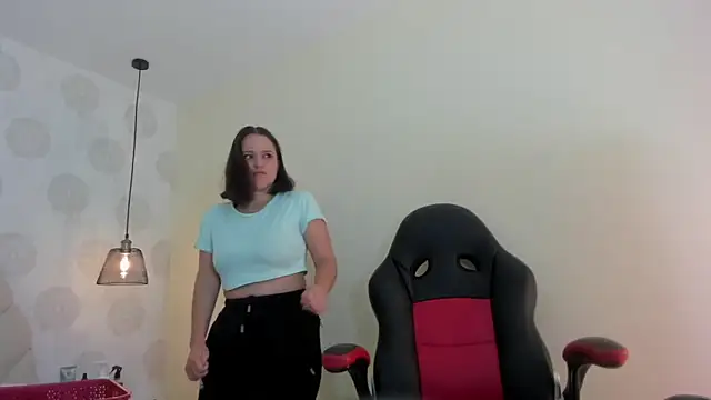 GIANAMILLER6 online show from November 2025 12:15:02 PM