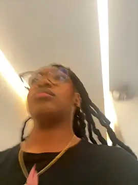 YallianaBrooks online show from December 2025 07:20:02 PM