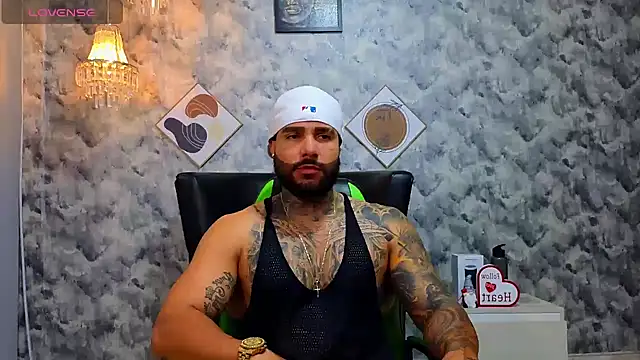 Apolo rousse1 online show from March 2026 09:32:02 PM