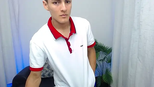 Matiius18 online show from November 2025 02:23:01 PM