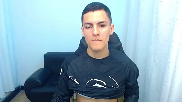 Matiius18 online show from March 2026 02:33:02 PM