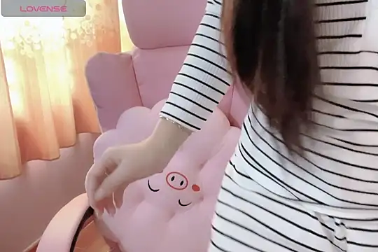  AFang  online show from October 2025 06:10:01 AM