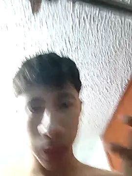 Snapshot of Rolito69 chatting on October 2025 06:20:01 PM Rolito69 online show from October 2025 06:20:01 PM