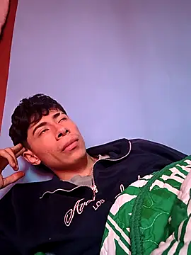 Snapshot of Rolito69 chatting on November 2025 05:25:02 PM Rolito69 online show from November 2025 05:25:02 PM